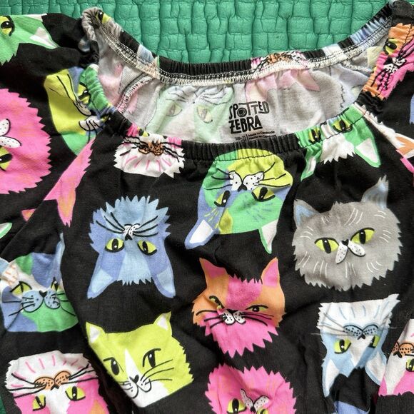 NEW Spotted Zebra 2 Shorts Rompers Girl S 6/7 Cat & Ice Cream Cones Thick Cotton - Picture 8 of 16